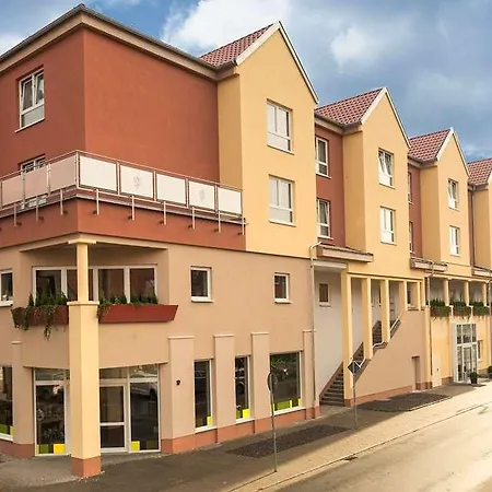 Weinhotel Kaisergarten 4* Alzey