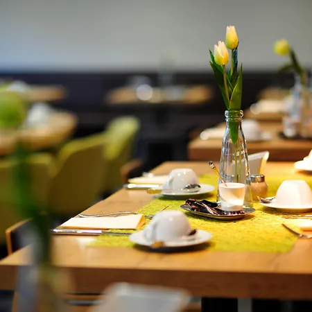 Weinhotel Kaisergarten 4*