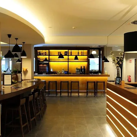 Weinhotel Kaisergarten Hotel