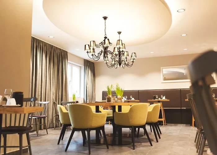 Weinhotel Kaisergarten 4*