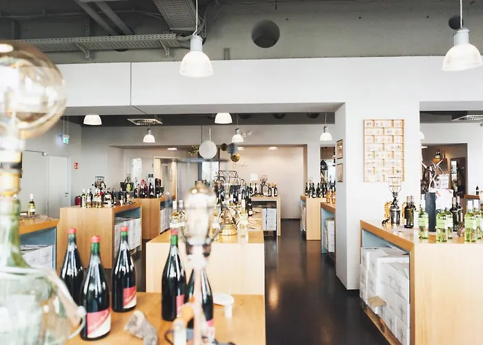 Weinhotel Kaisergarten 호텔 알자이