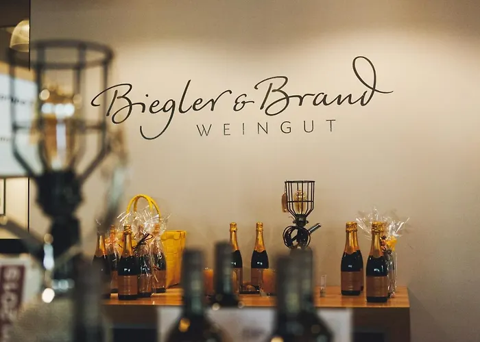 Weinhotel Kaisergarten 4*