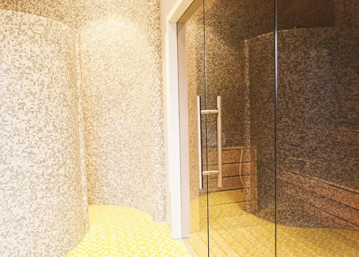 Weinhotel Kaisergarten 4*