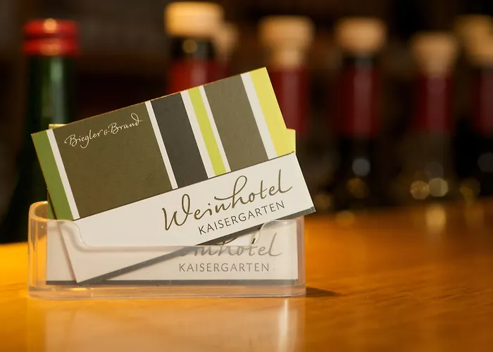 Weinhotel Kaisergarten 4* 알자이