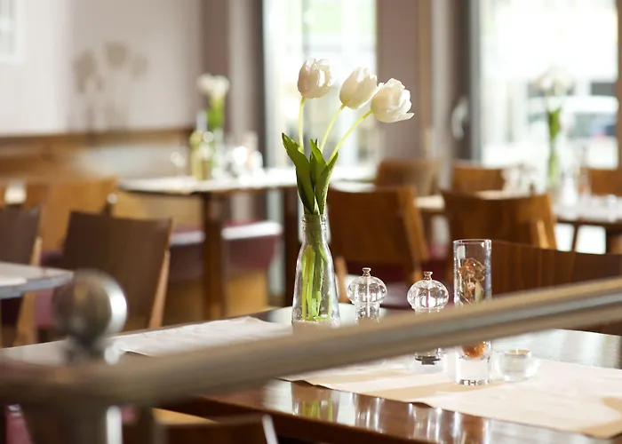 Weinhotel Kaisergarten 호텔 4*