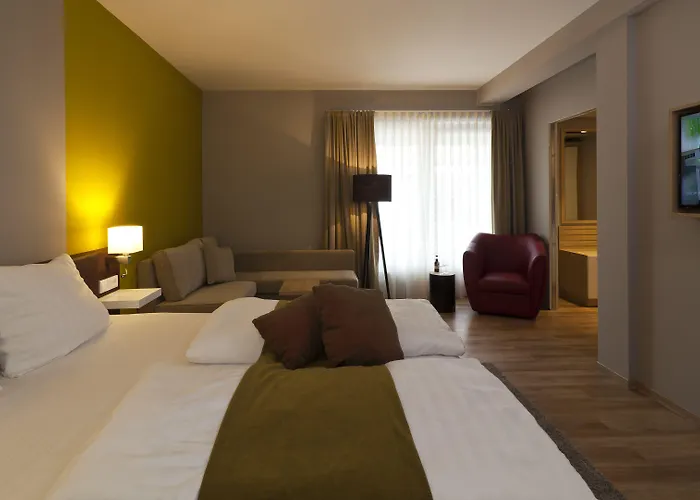 Weinhotel Kaisergarten 4*