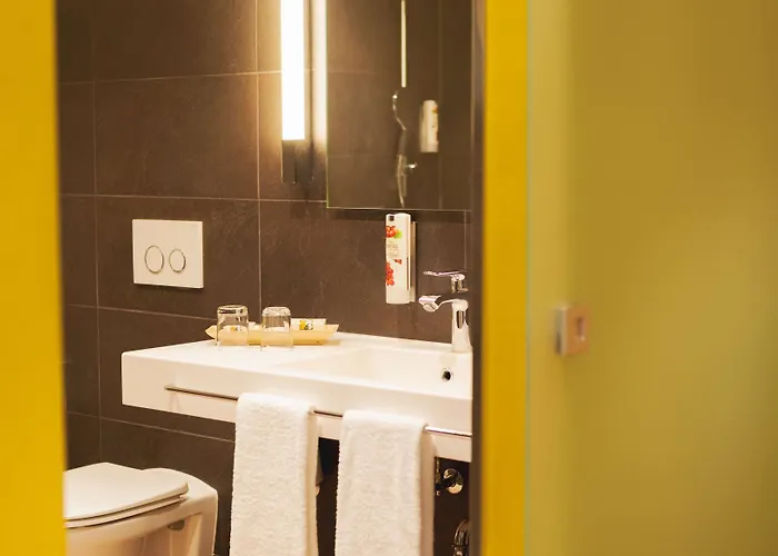 Hotel Weinhotel Kaisergarten 4*